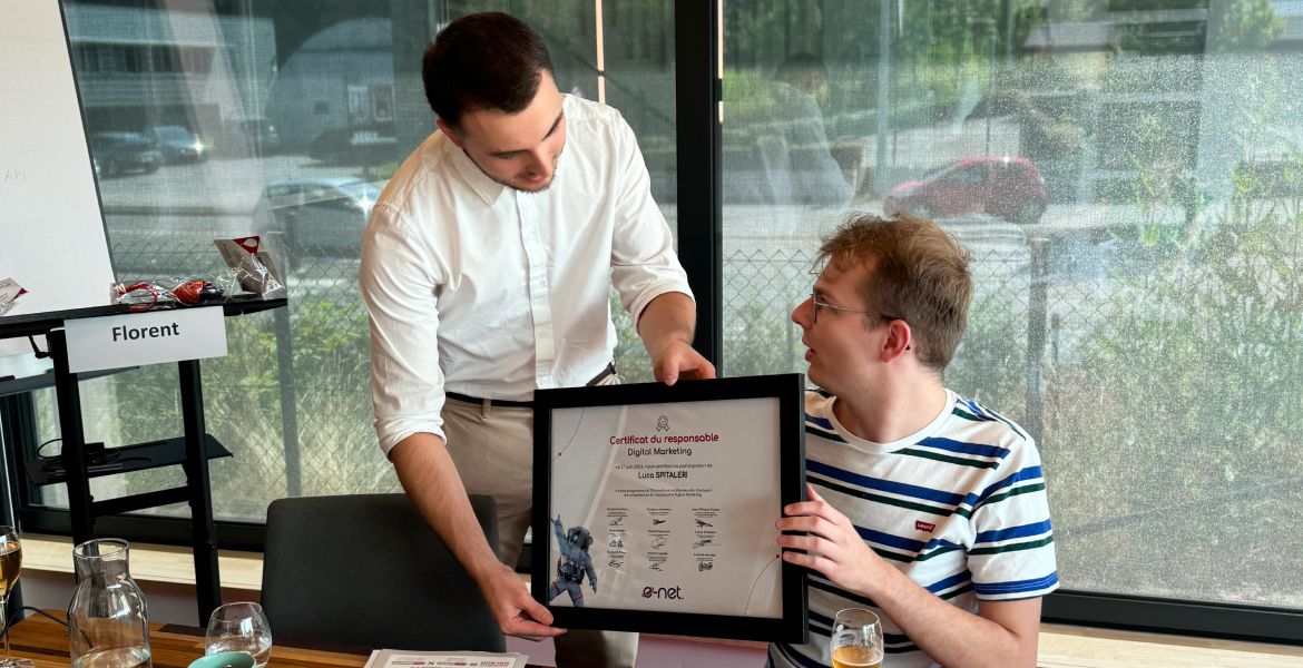 E-net r&eacute;duit les in&eacute;galit&eacute;s sans cr&eacute;er de nouvelles &eacute;lites technologiques d&eacute;connect&eacute;es du terrain