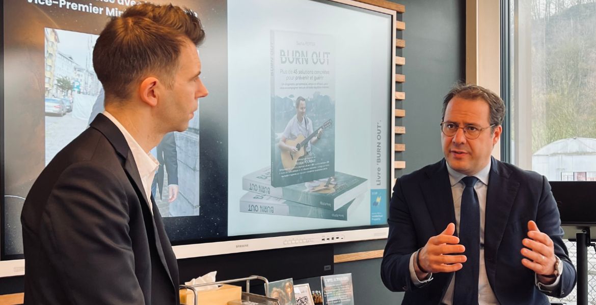 R&eacute;union sur le th&egrave;me du burnout avec David Clarinval