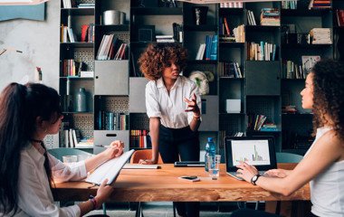 Intégration compétences conception/communication dans l'éducation