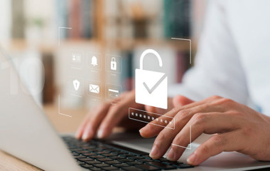 Renforcer les dispositifs éducatifs pour un web belge plus sûr